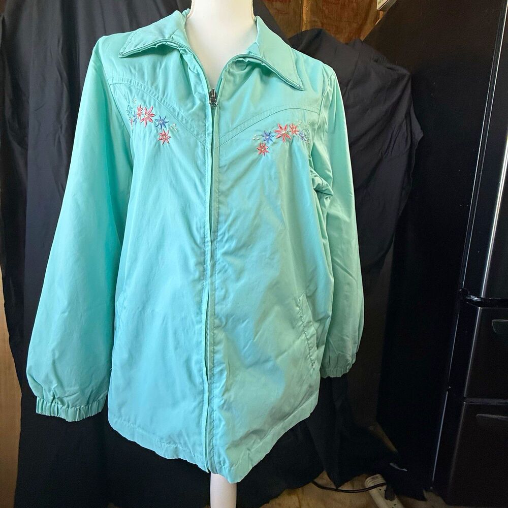 Blair Women’s Light Blue Floral Embroidered Full Zip Lined Pockets M Jacket